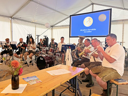 30-jahre-Eurobike-Radler-Fruehschoppen-Trachtenmusikkapelle-Obertrum.jpg